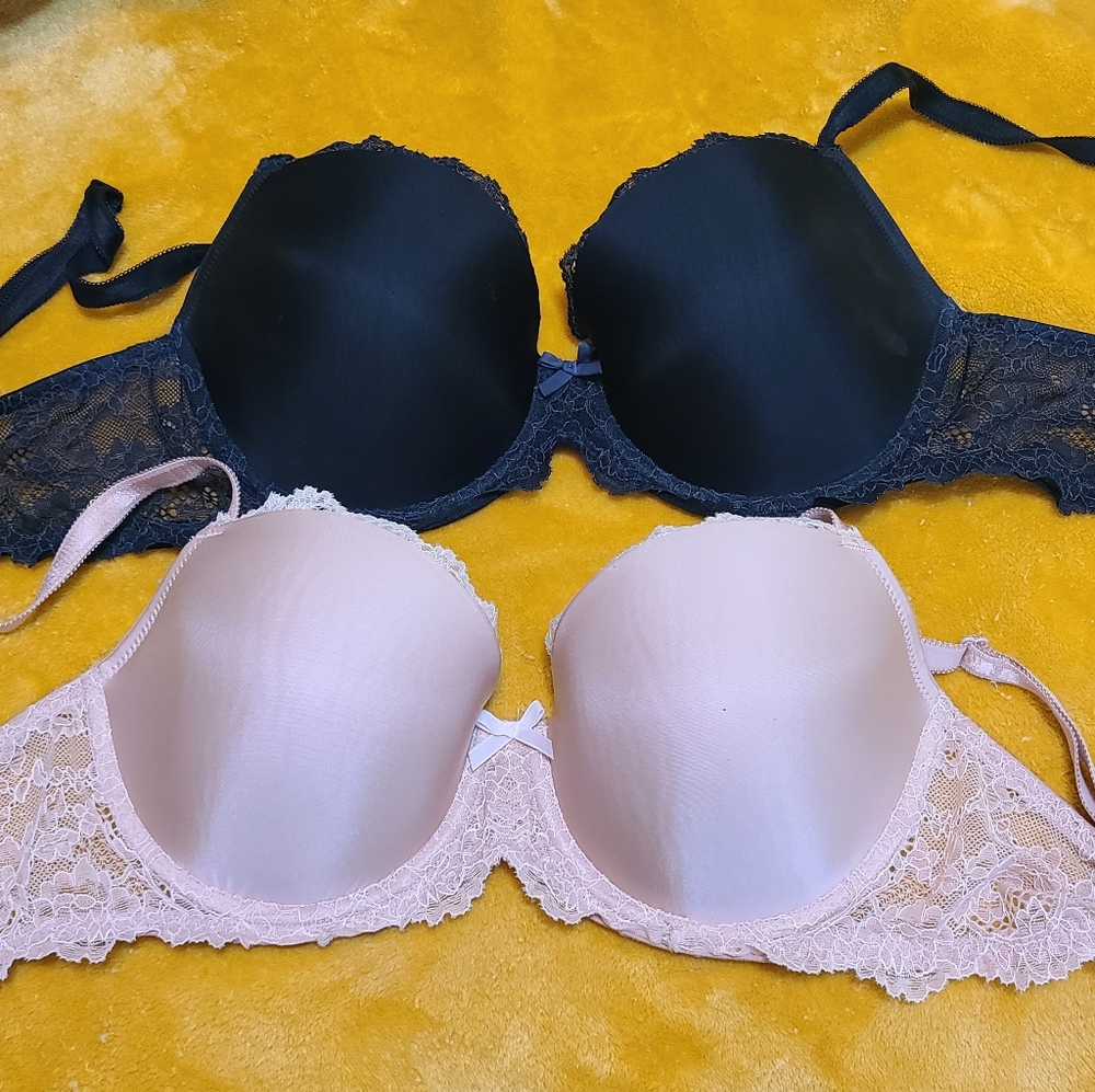 TWO Victoria's Secret Bras NWOT 34DD